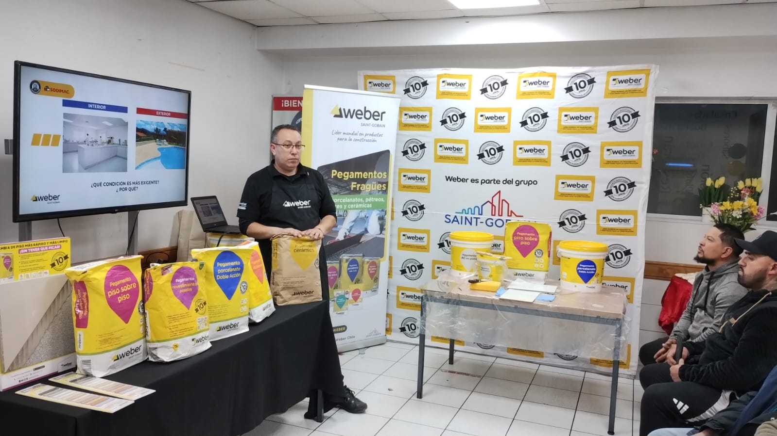 foto capacitaciión presencial sodimac