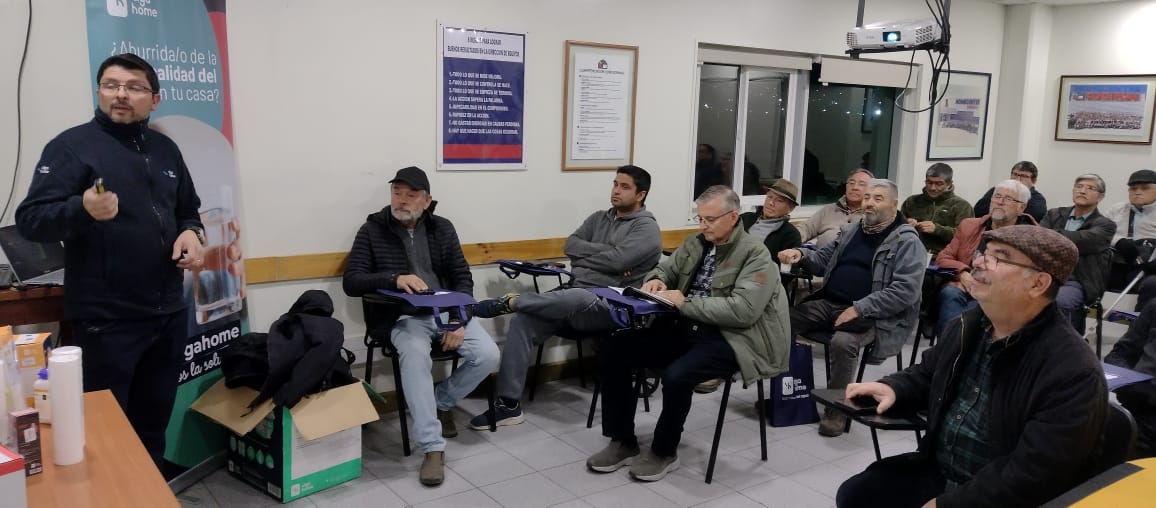 foto capacitaciión presencial sodimac