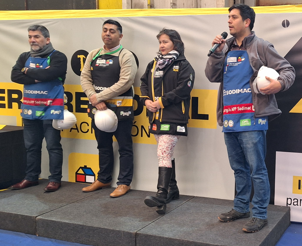 foto feria sodimac coronel