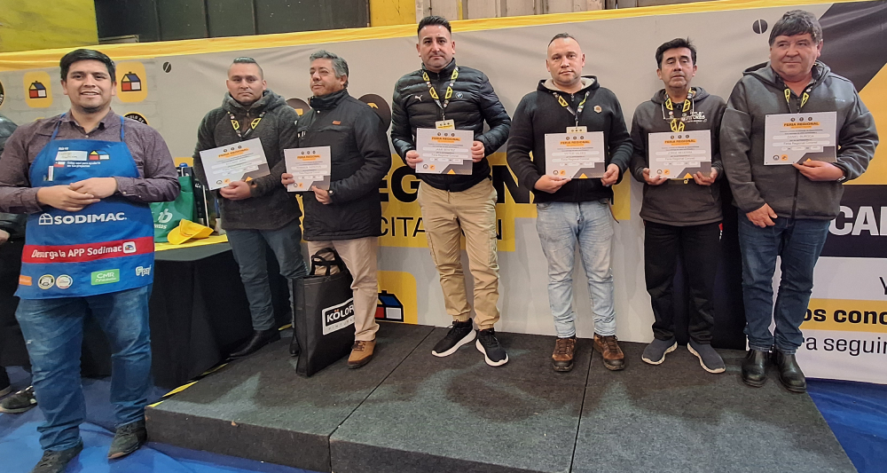 foto feria sodimac coronel