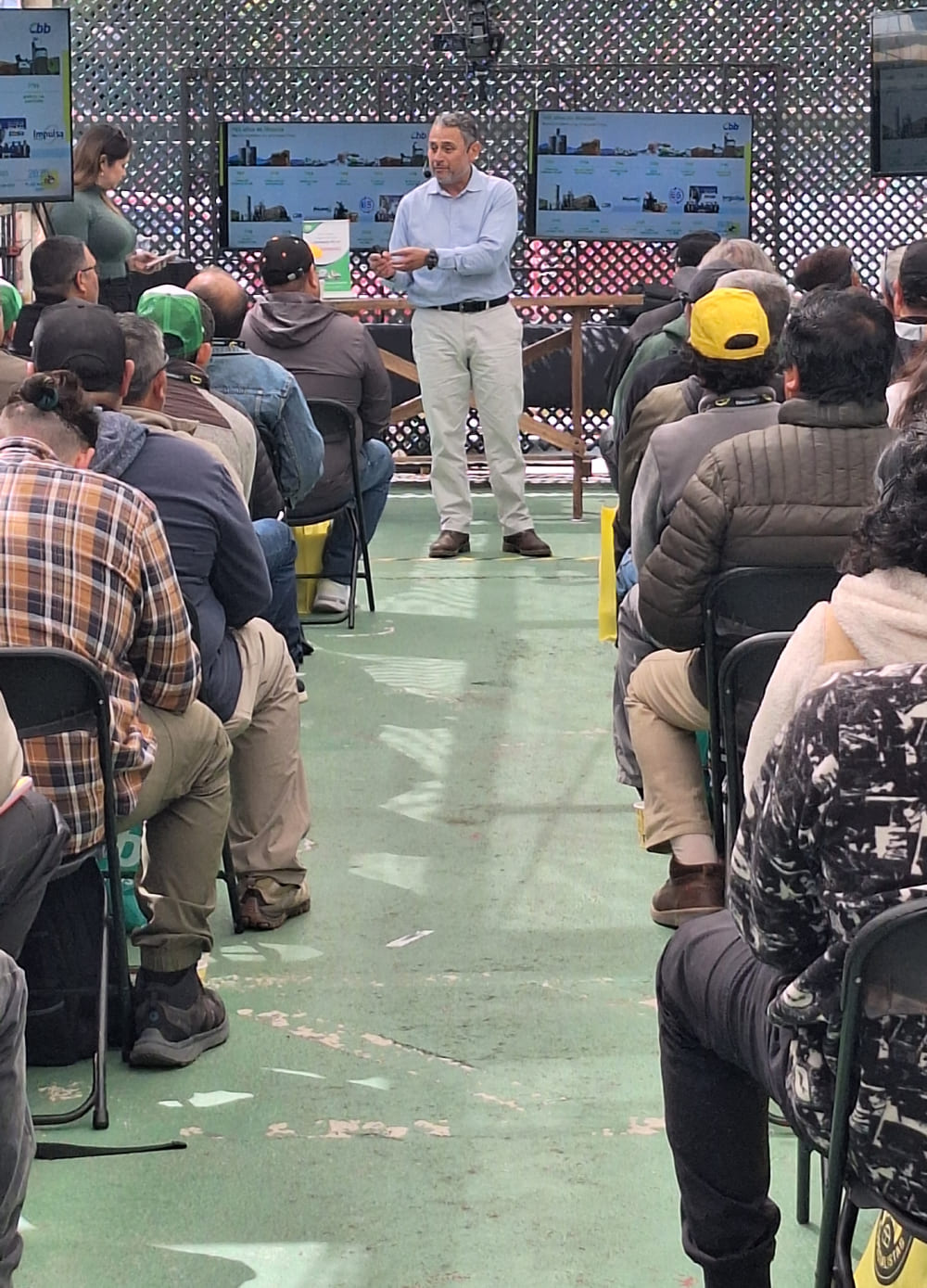 foto feria sodimac Linares