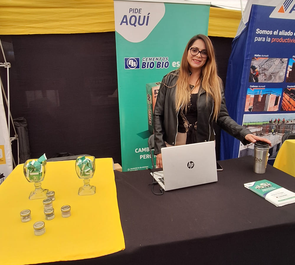 foto feria sodimac Linares