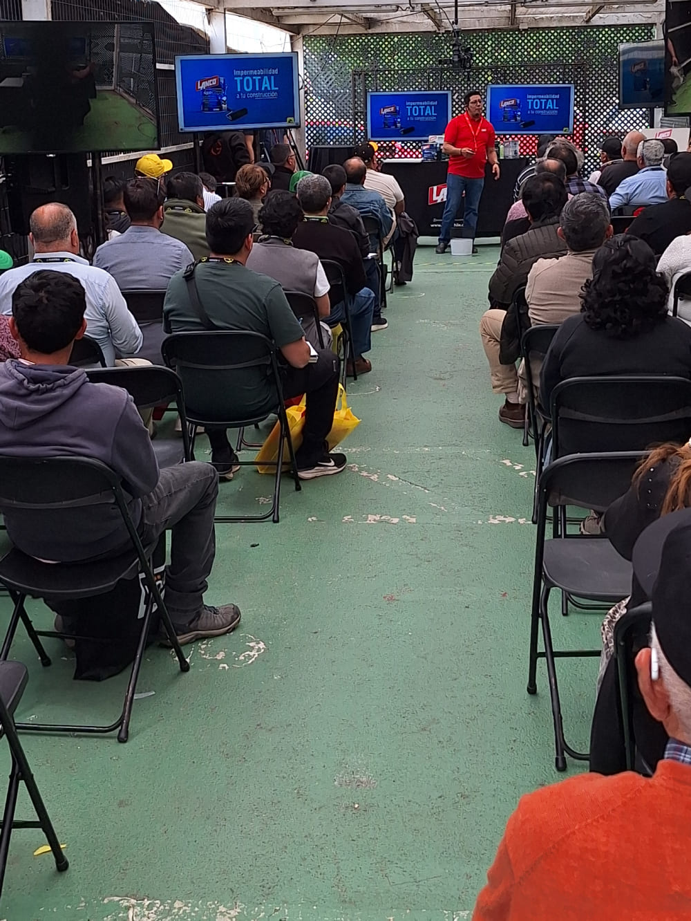 foto feria sodimac Linares